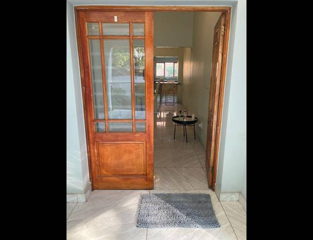 3 BEDROOM HOUSE FOR SALE IN KENSINGTON